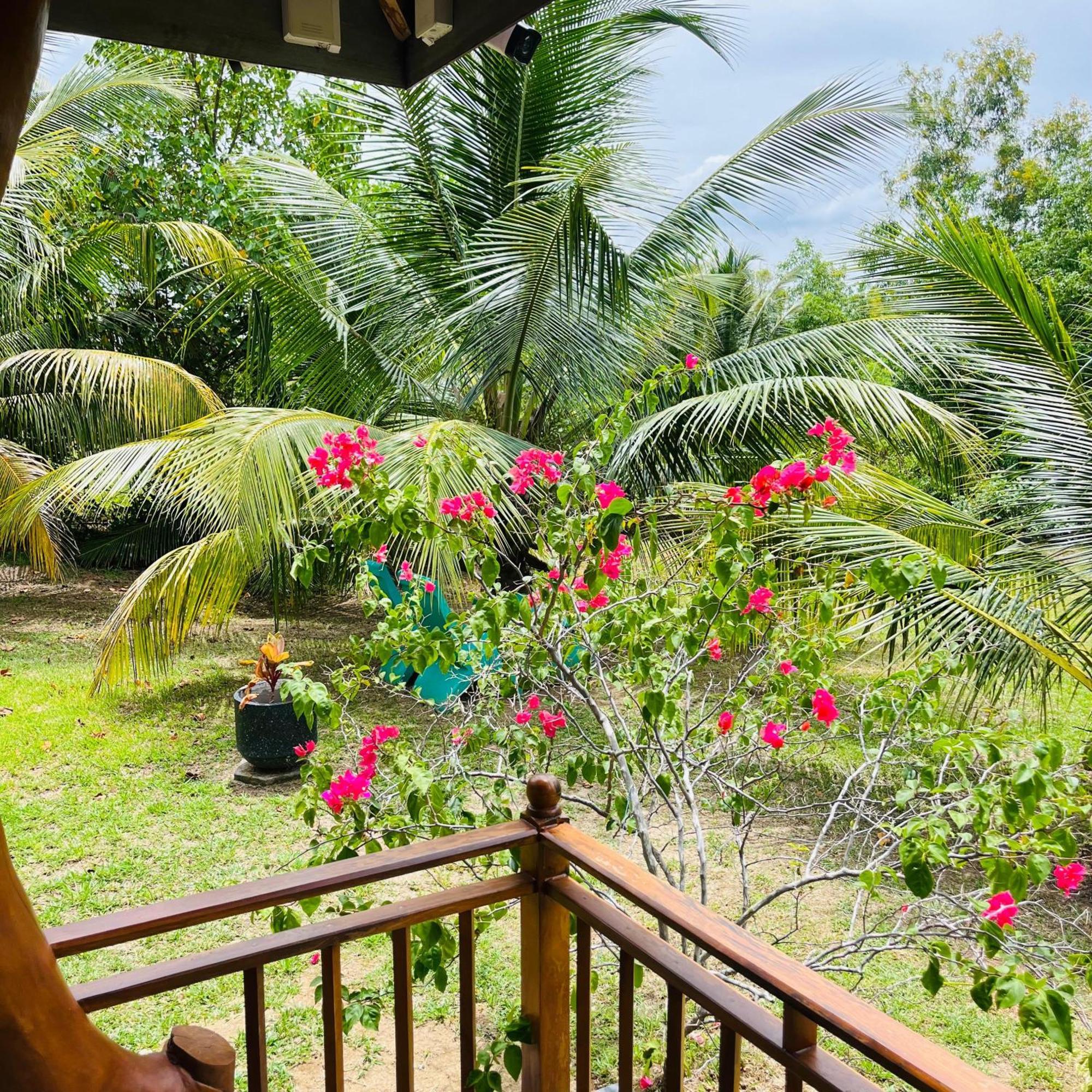 Hanguk Lanka Lagoon Villa Tangalle Luaran gambar