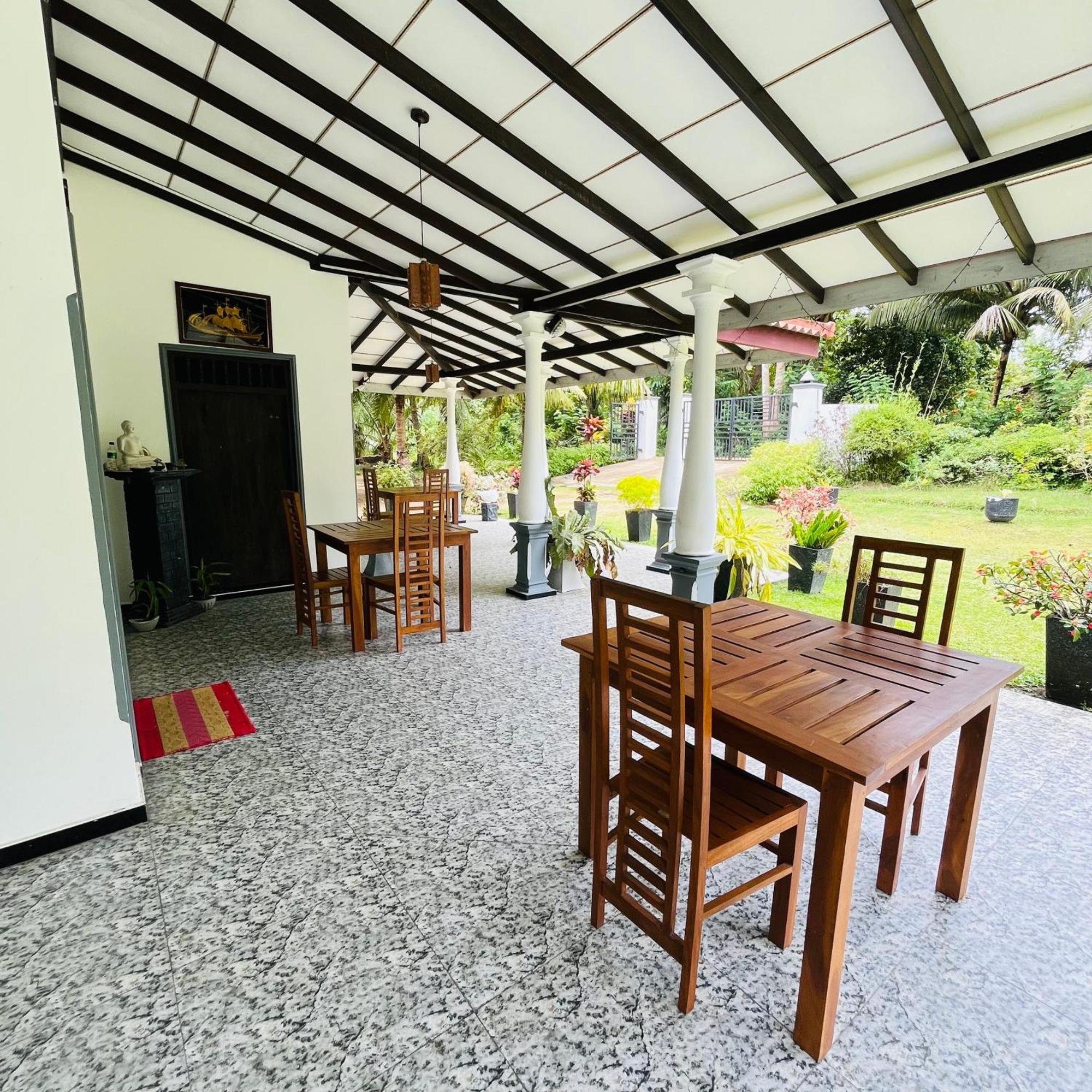 Hanguk Lanka Lagoon Villa Tangalle Luaran gambar