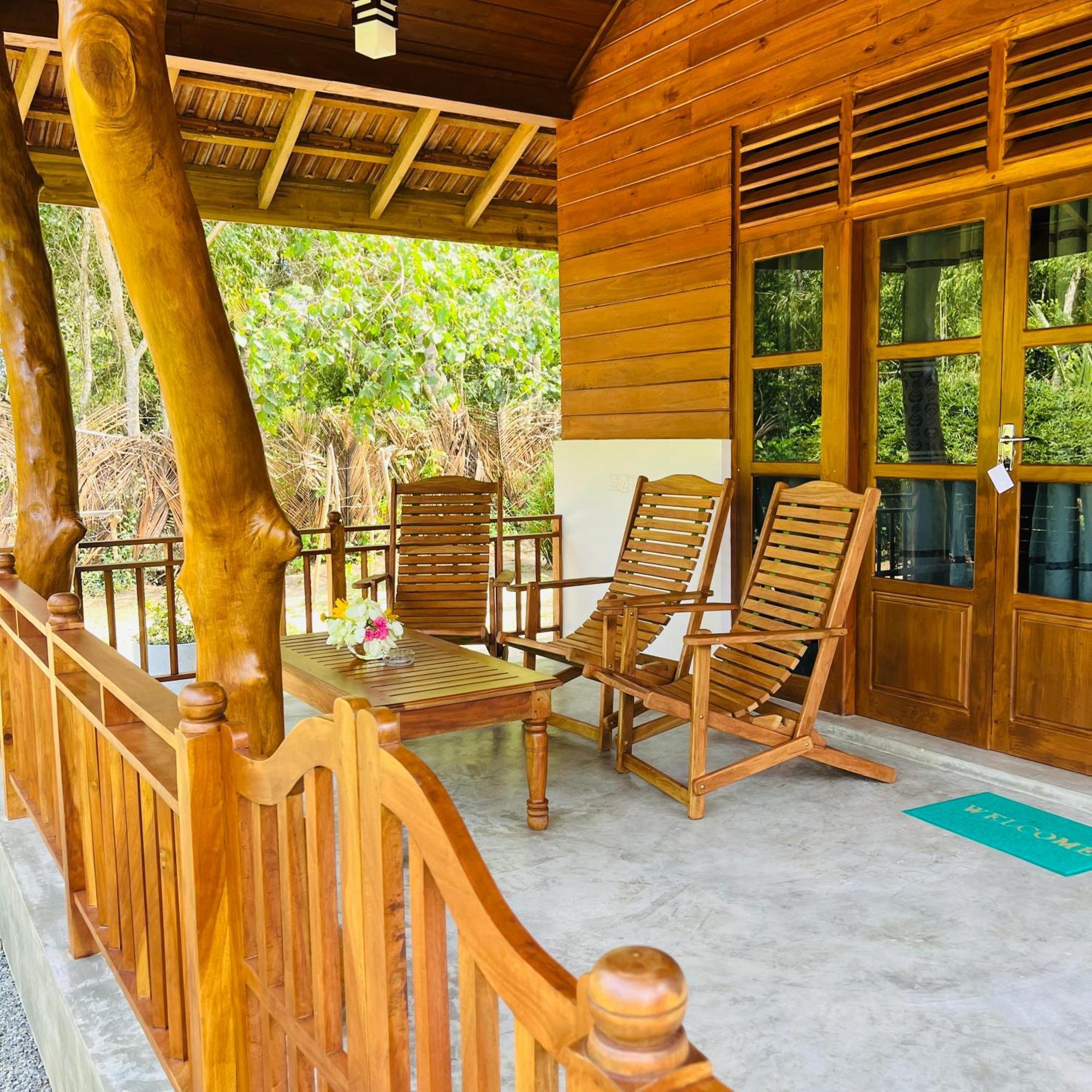 Hanguk Lanka Lagoon Villa Tangalle Luaran gambar