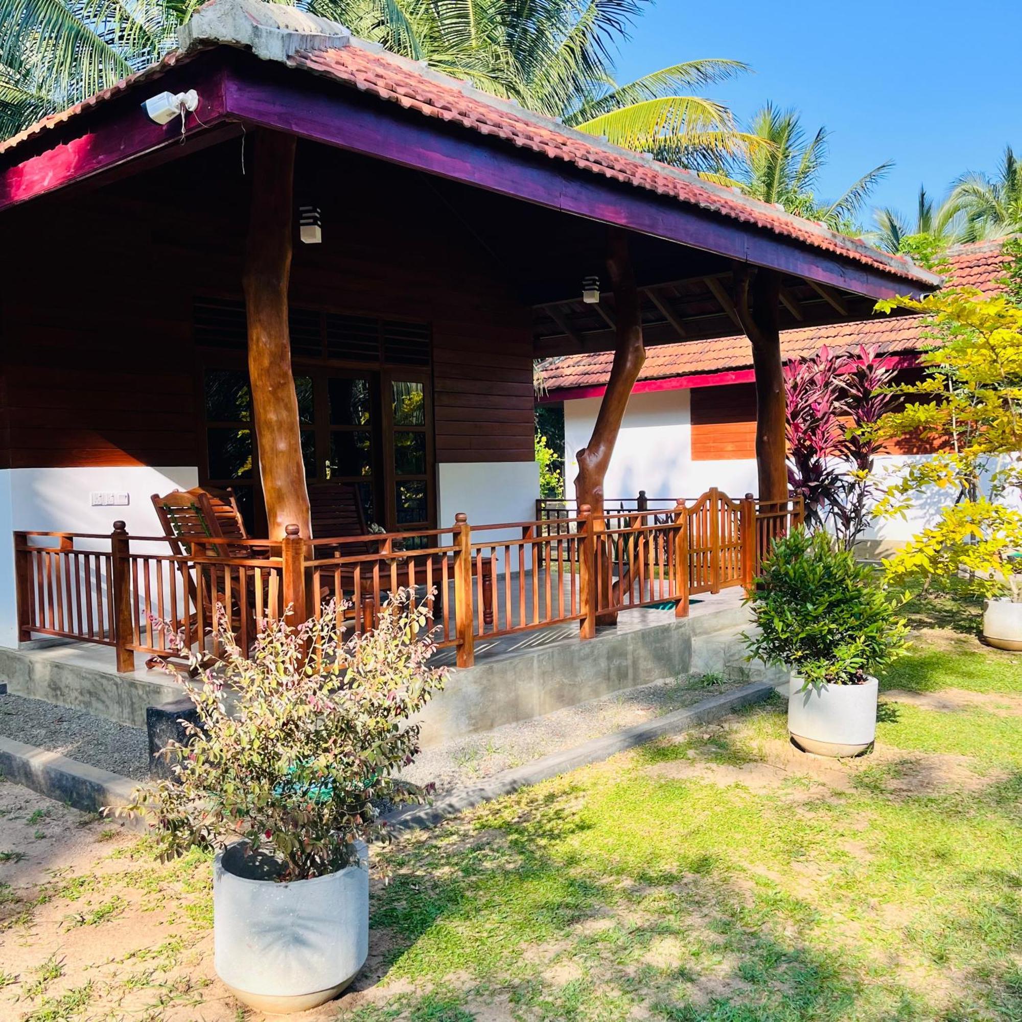 Hanguk Lanka Lagoon Villa Tangalle Luaran gambar