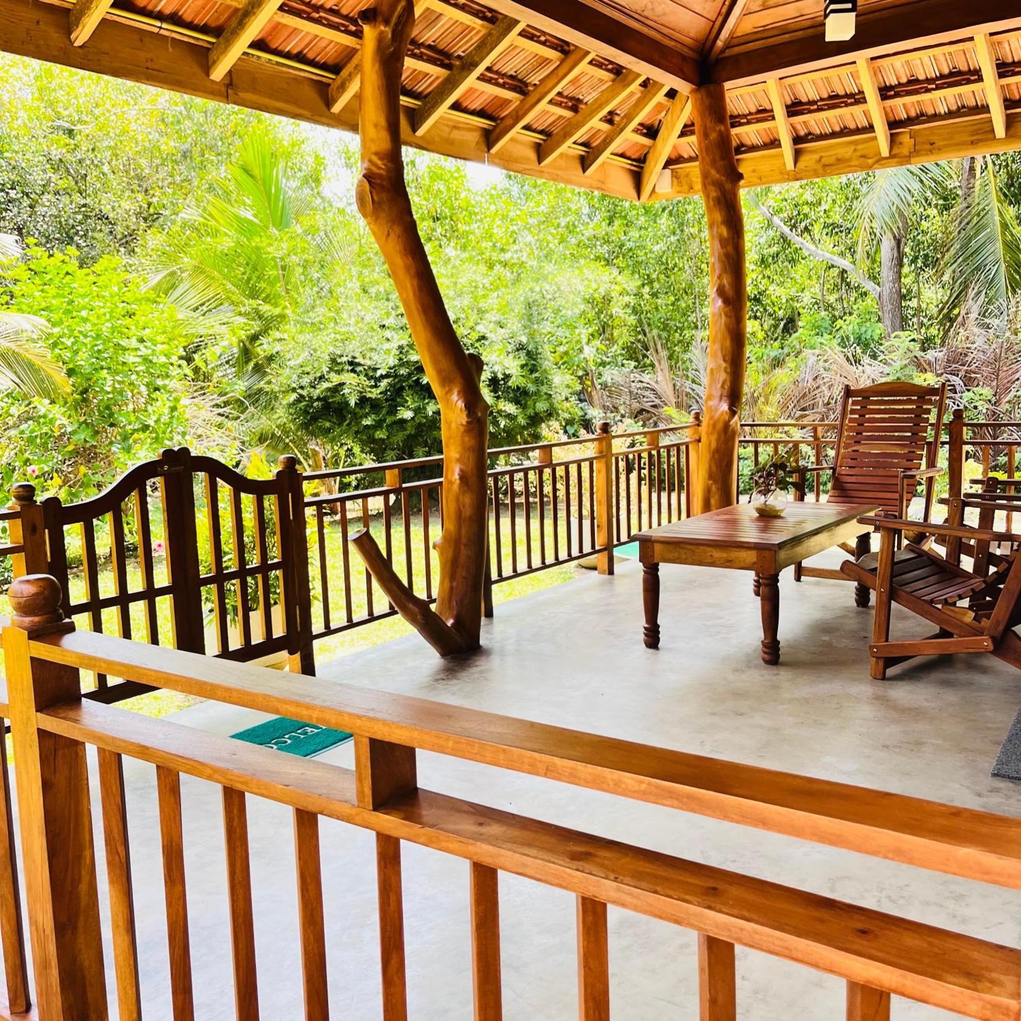Hanguk Lanka Lagoon Villa Tangalle Luaran gambar