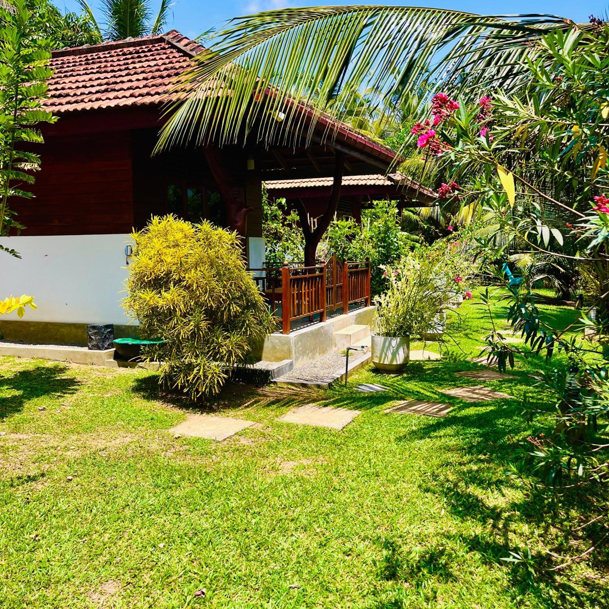 Hanguk Lanka Lagoon Villa Tangalle Luaran gambar