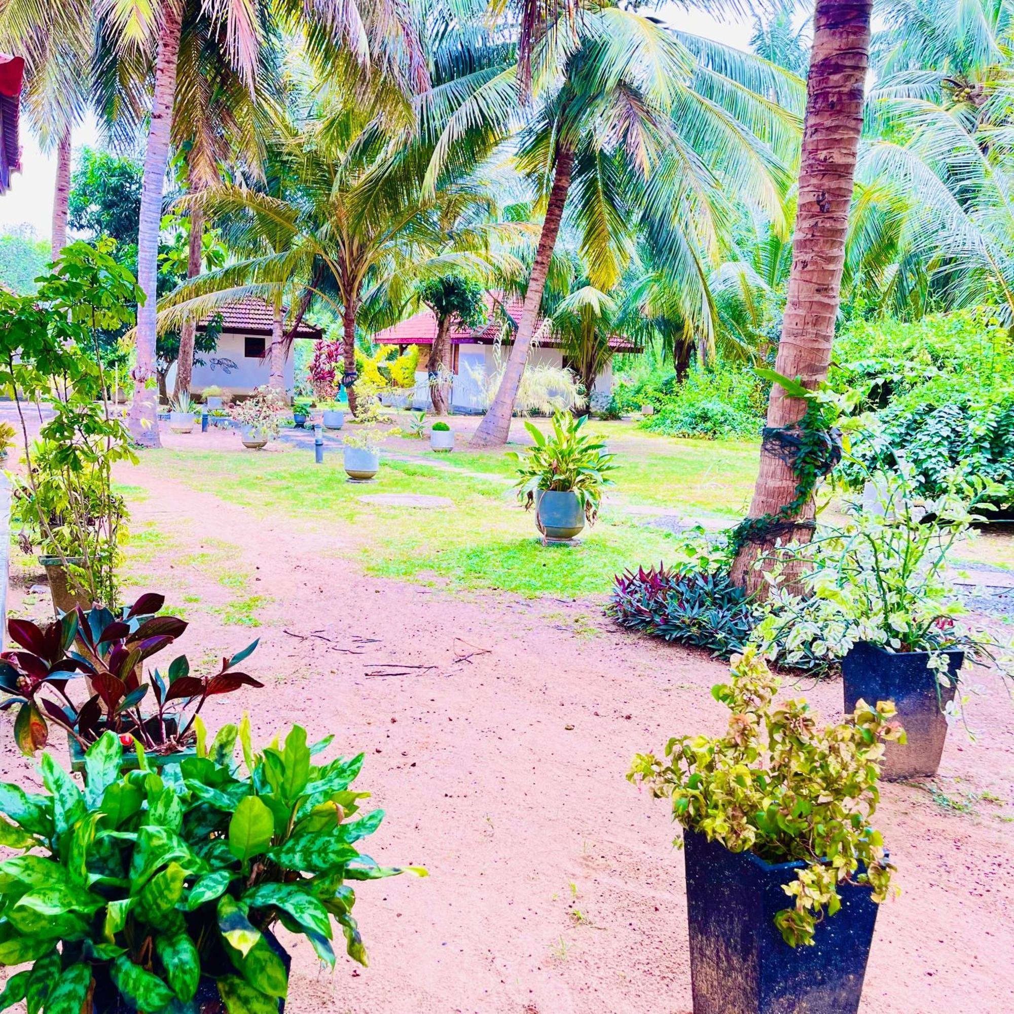Hanguk Lanka Lagoon Villa Tangalle Luaran gambar
