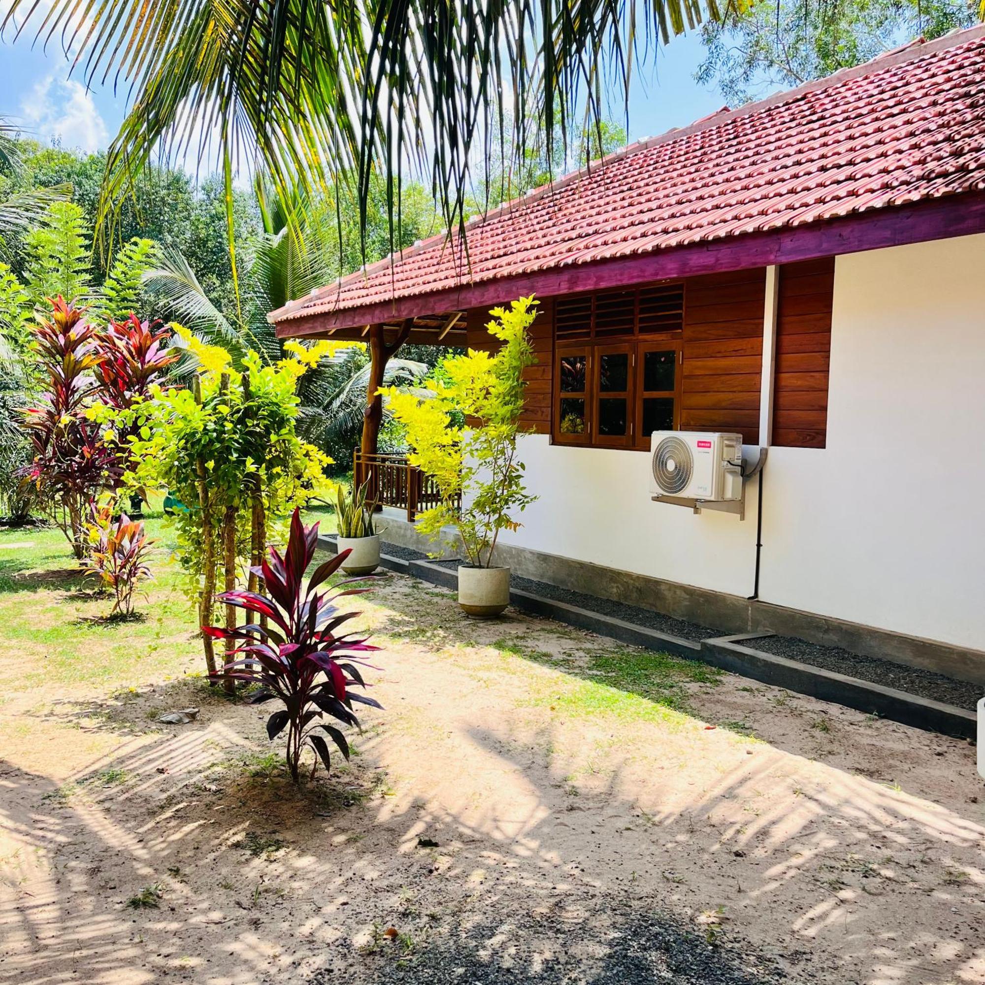 Hanguk Lanka Lagoon Villa Tangalle Luaran gambar