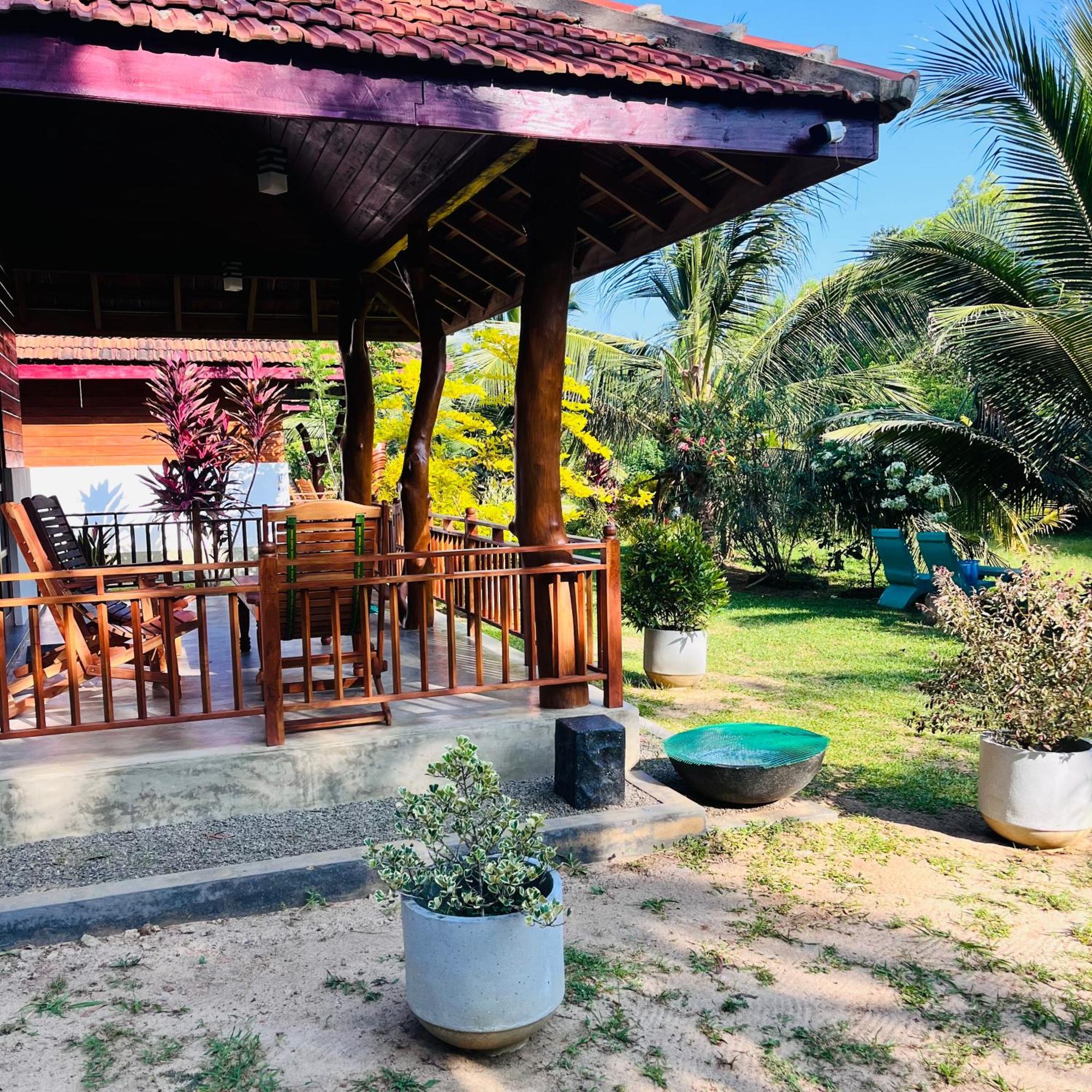 Hanguk Lanka Lagoon Villa Tangalle Luaran gambar